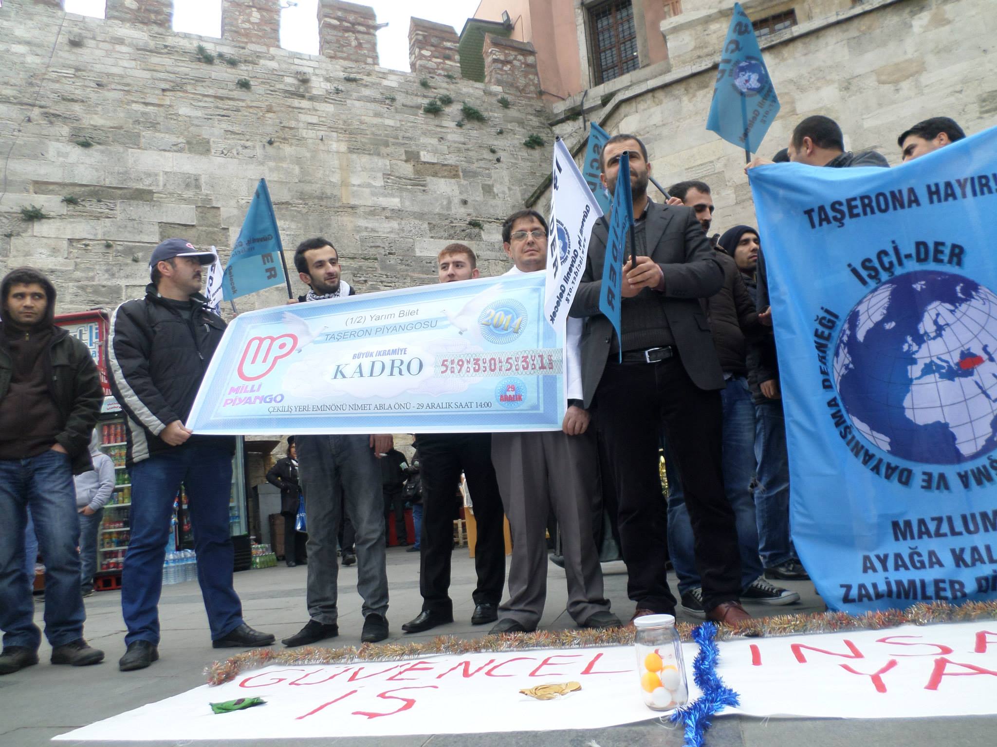 1495270_562229687186142_927564136_o