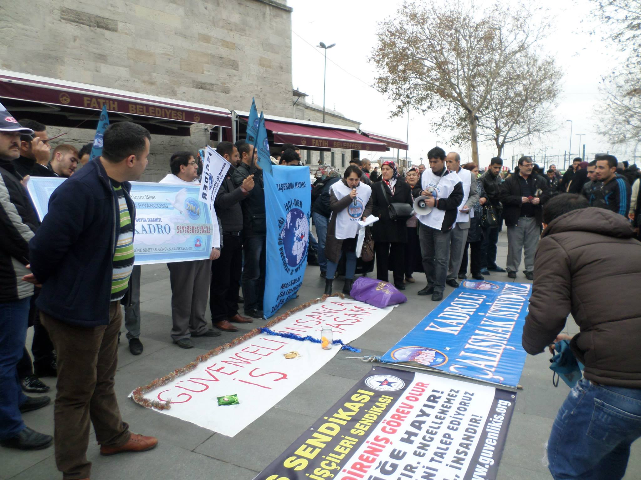 1495996_562226440519800_430255887_o