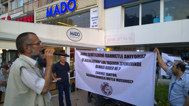 TES İŞ 2 NOLU ŞUBE ÖNÜ